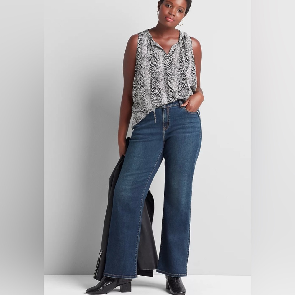Lane Bryant women’s size 16 bellbottoms denim jeans dark wash